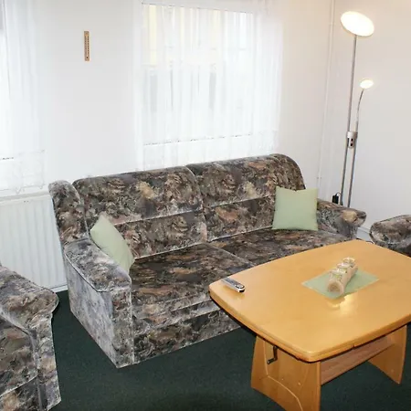 Thiess Mit Terrasse & Parkplatz - Abc402 By Abcwismar Holiday home